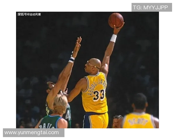 白乔丹与科比的传奇对决谁才是篮球历史的真正王者 白乔丹与科比的传奇对决谁才是篮球历史的真正王者
